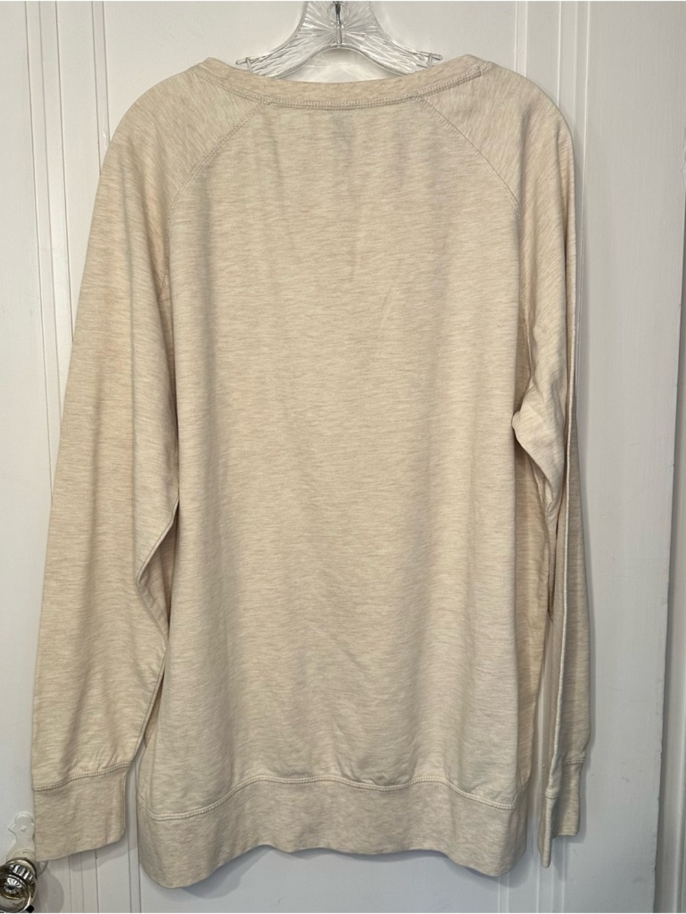 Women's Beige Thick Long Sleeve Graphic Tee with Red Heart Wizard of Oz Motif - Picture 2 of 6